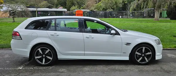 2013 Holden Commodore SV6 Z Series Wagon - Image 2