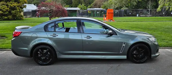2015 Holden  Commodore SV6 VF - Image 2
