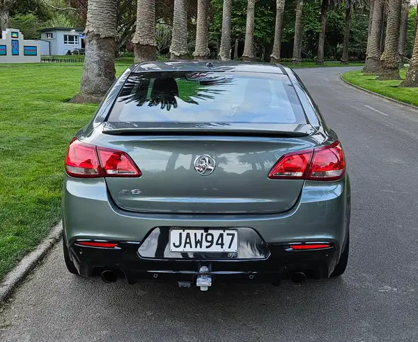 2015 Holden  Commodore SV6 VF - Image 4