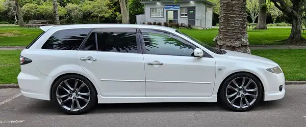 2006 Mazda Atenza 2.3 EX Wagon - Image 2