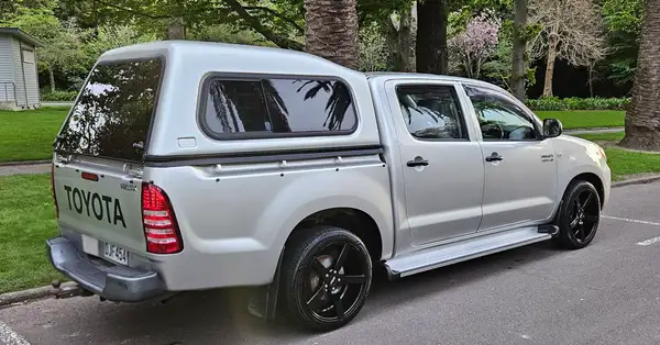 2006 Toyota Hilux 3.0 TD D/C 4X2 - Image 3