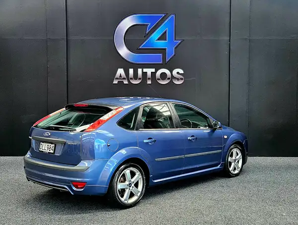 2006 Ford Focus Zetec 2.0 Manual - Image 3