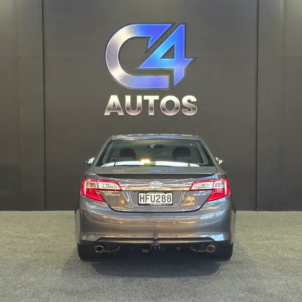 2014 Toyota Camry Atara S 2.5 Petrol - Image 4