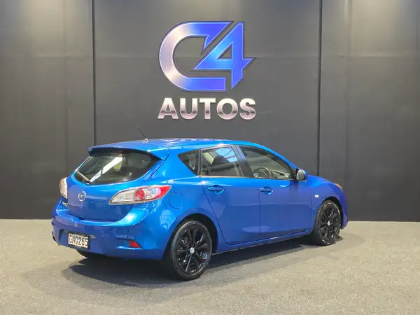 2012 Mazda 3 GLX 2.0 6 Speed Manual - Image 3