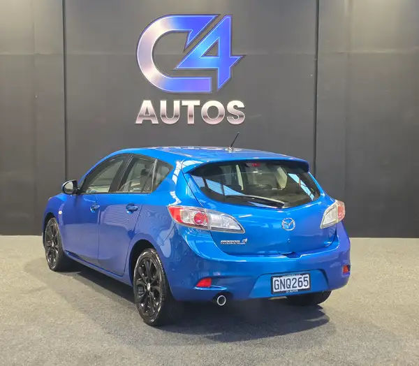 2012 Mazda 3 GLX 2.0 6 Speed Manual - Image 5
