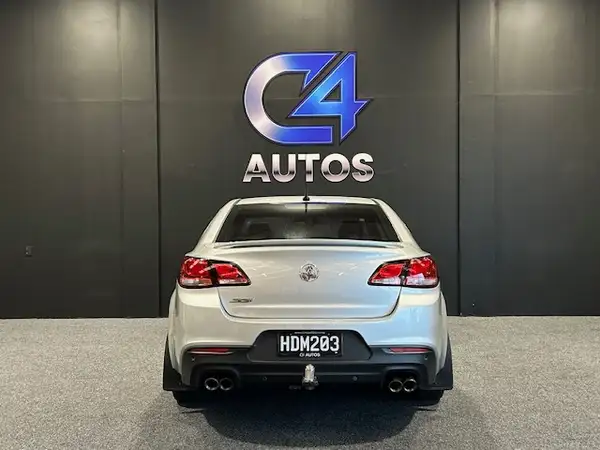 2013 Holden Commodore SS-V VF 6.0 V8 - Image 4
